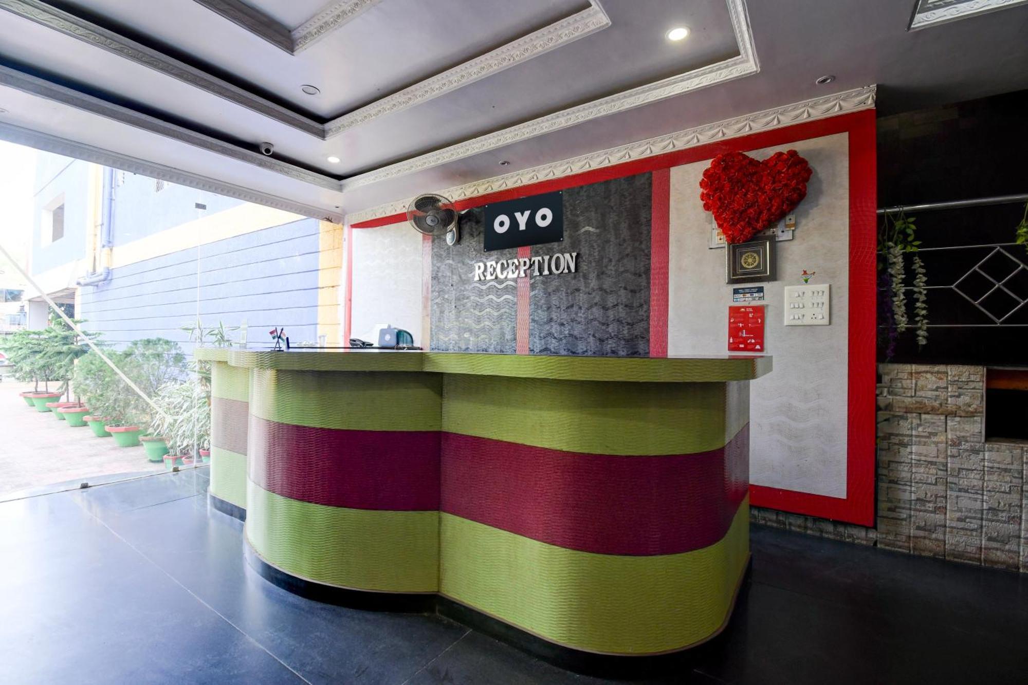 Hotel O Blue Royal Bhubaneswar Extérieur photo