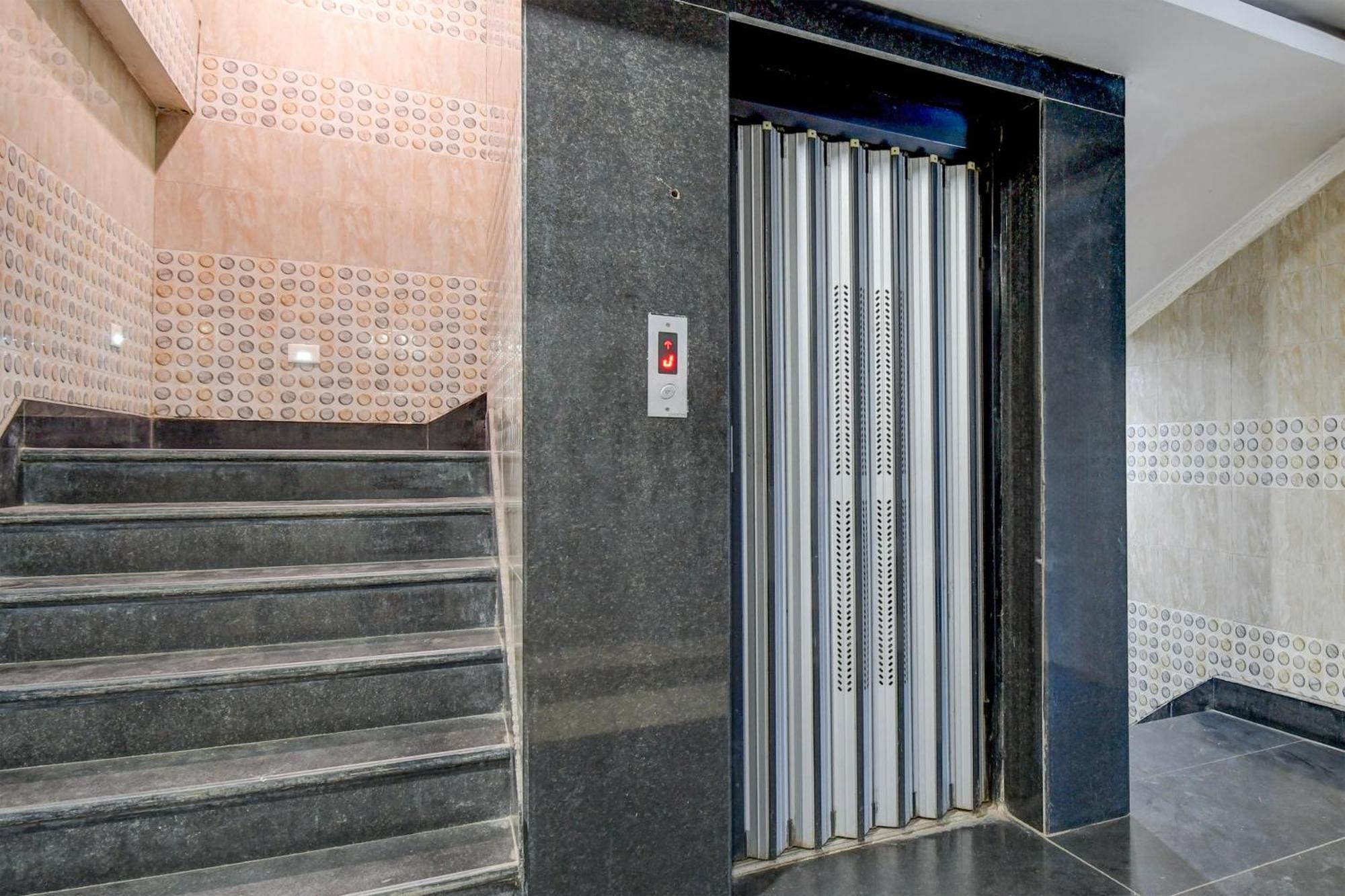 Hotel O Blue Royal Bhubaneswar Extérieur photo